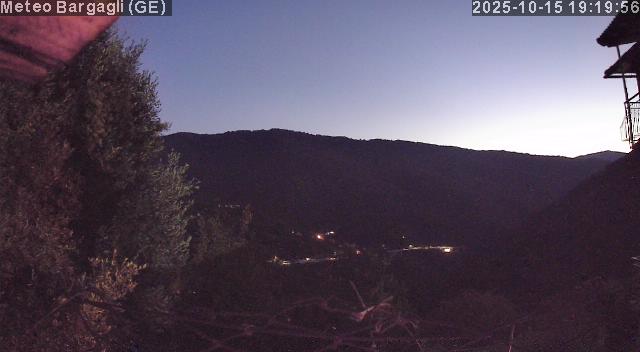 webcam image missing into:wp-content/uploads/webcam/P25101519195610.jpg